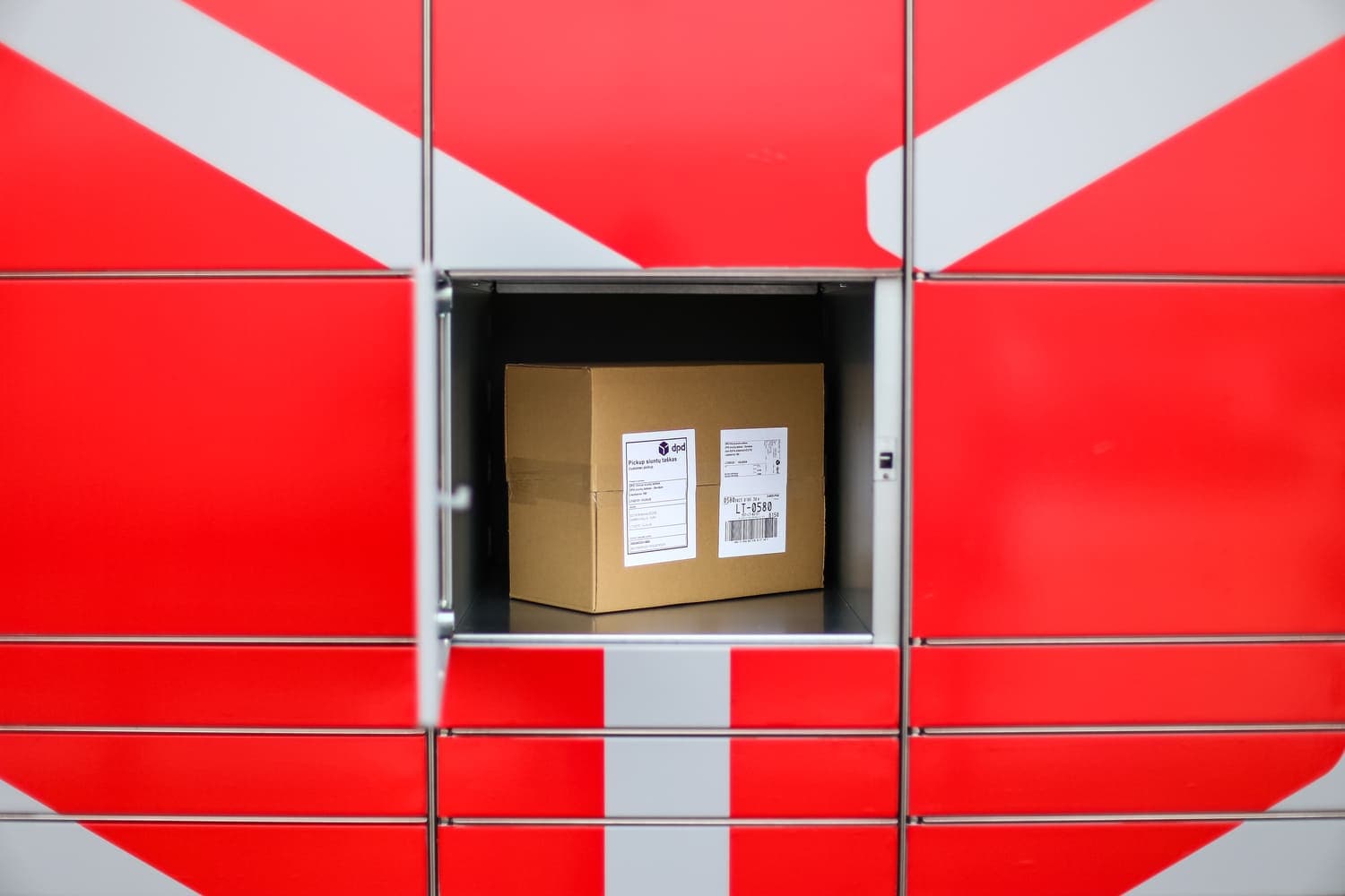 DPD в Чехии запускает отправку посылок через Pickup Box