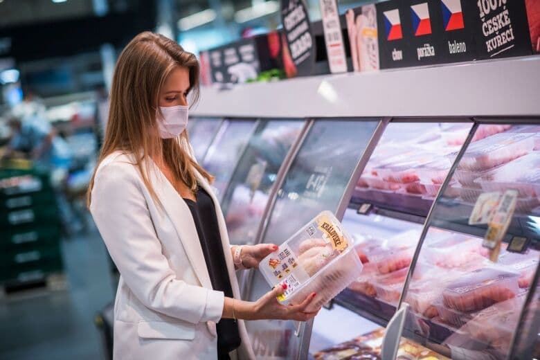Упаковка для мясных продуктов в Чехии подорожала на 100%