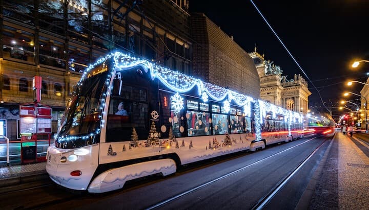 Обзор: как будет работать общественный транспорт Праги в рождественский и предновогодний период
