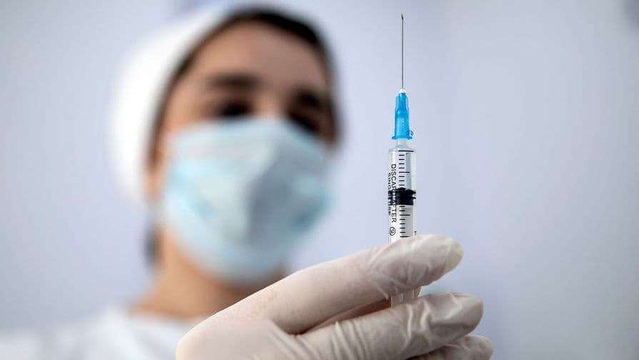 В Германии тысячи людей получили физиологический раствор вместо вакцины