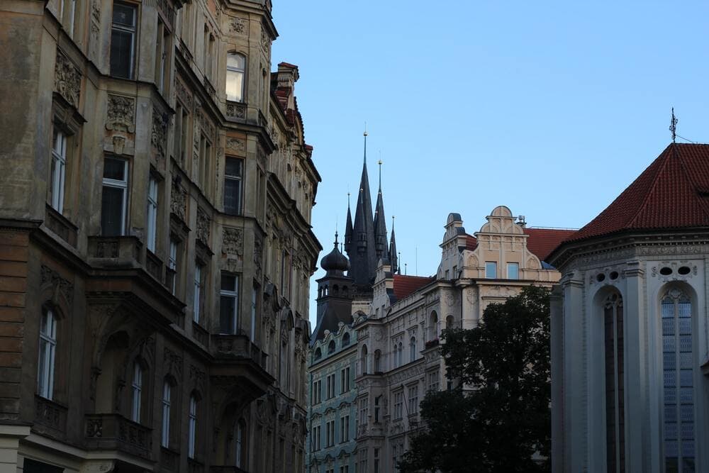 В Чехии арендная плата более чем в три раза доступнее, чем владение собственным жильем
