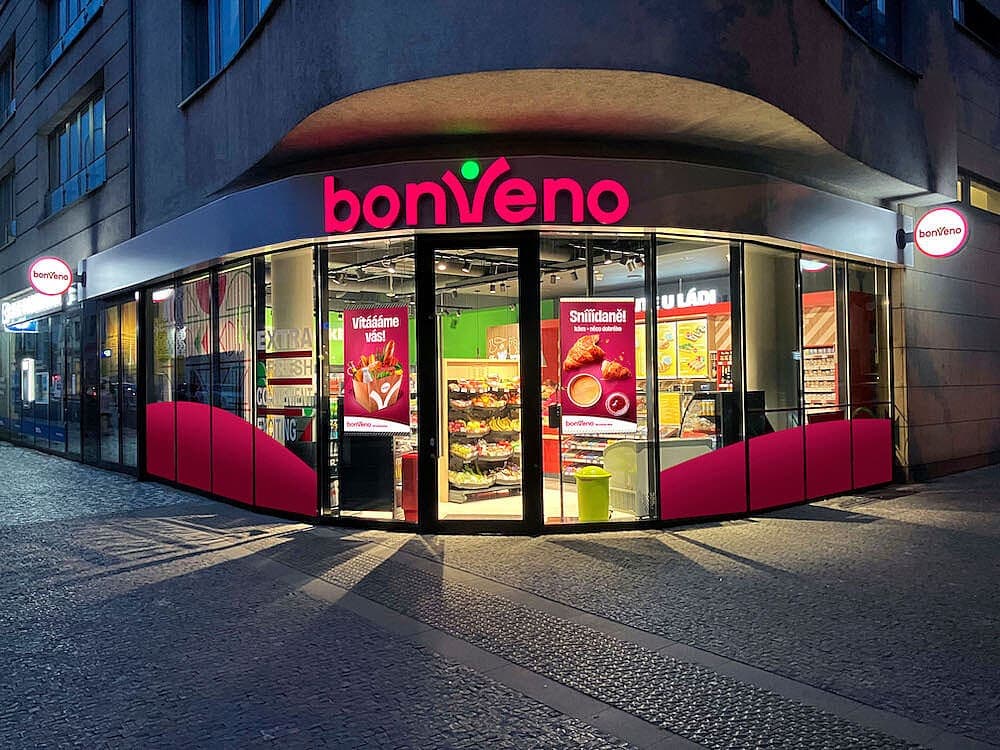 Обзор: Makro планирует открывать по всей Чехии маленькие "вечерки" Bonveno