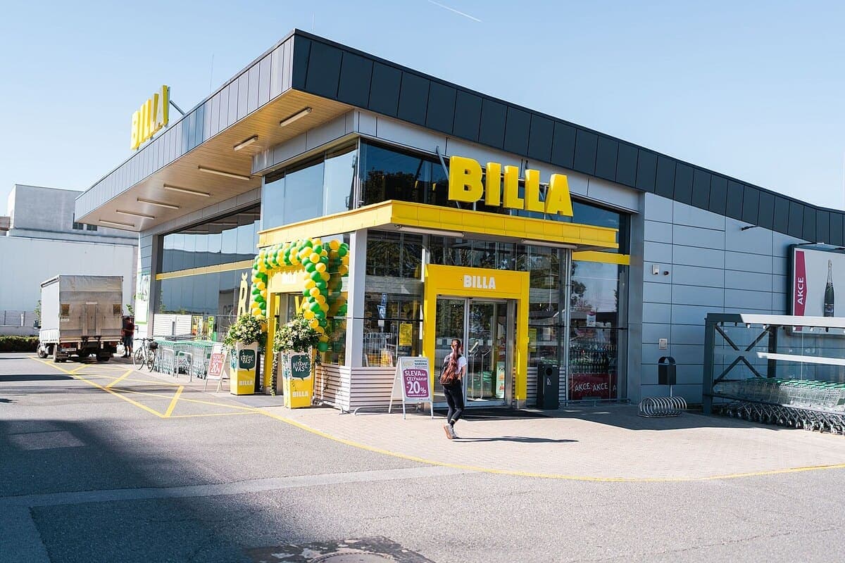 Сеть супермаркетов BILLA открыла пилотный магазин в новой концепции недалеко от Праги