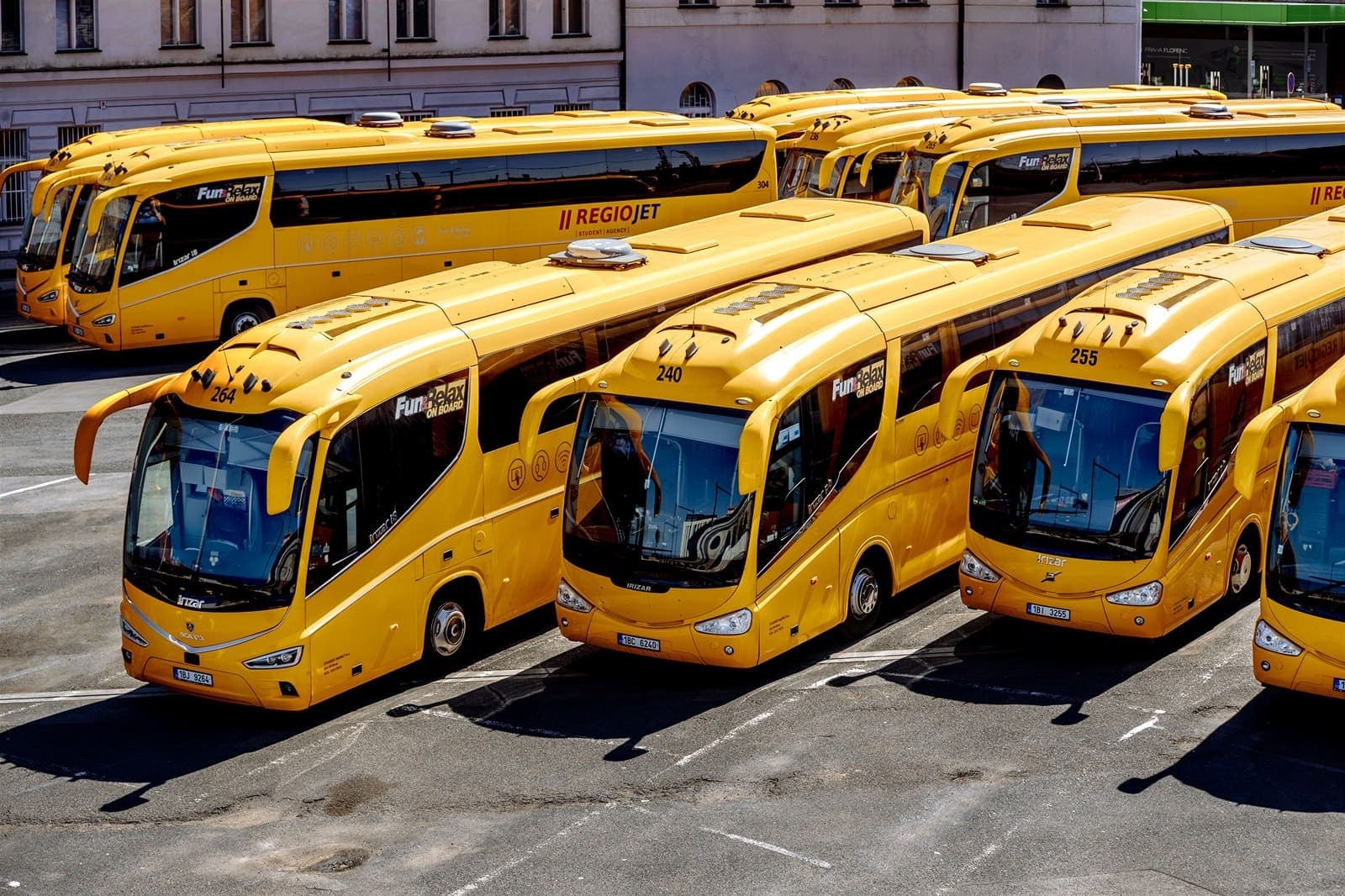 Компания RegioJet запустила новые автобусы с повышенным комфортом Fun&Relax⁺