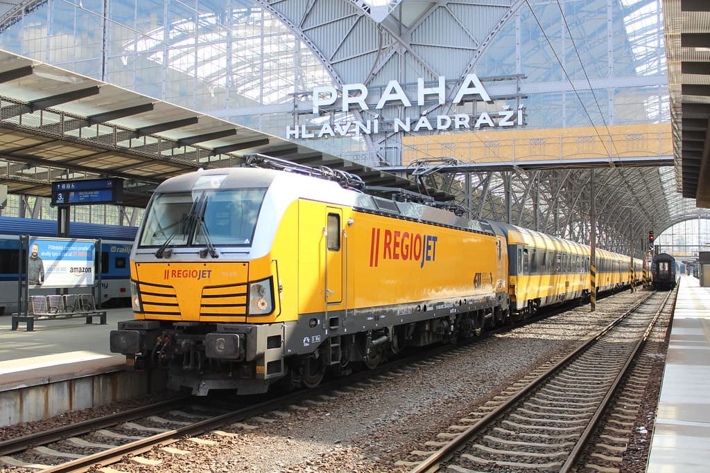 RegioJet готовит новый зал ожидания на главном железнодорожном вокзале Праги