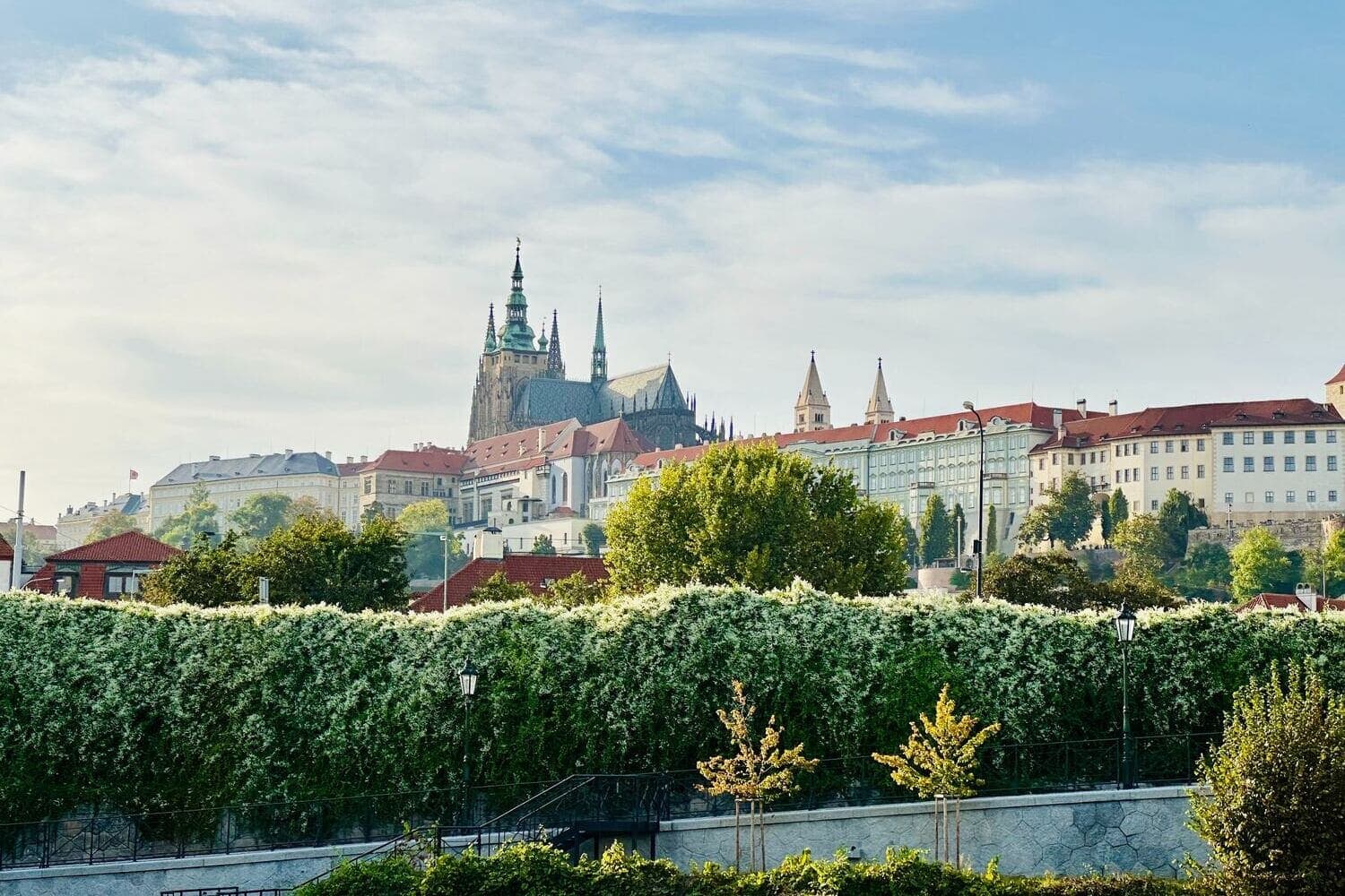 Прага — второй самый дорогой город в мире для жизни