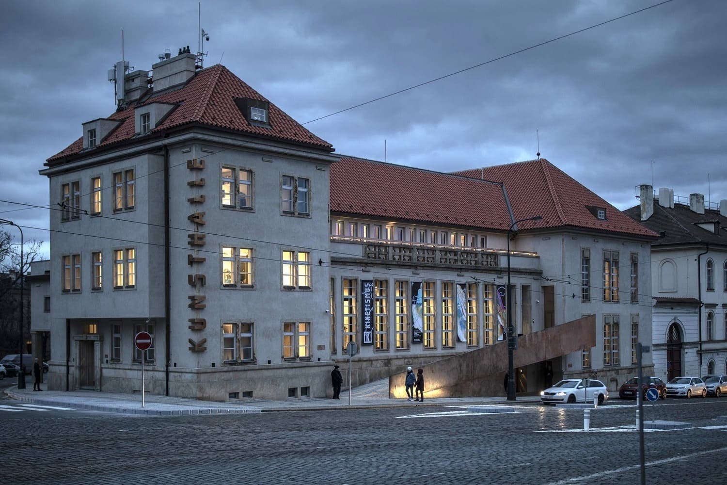 1 декабря можно будет бесплатно посетить галерею Kunsthalle в Праге
