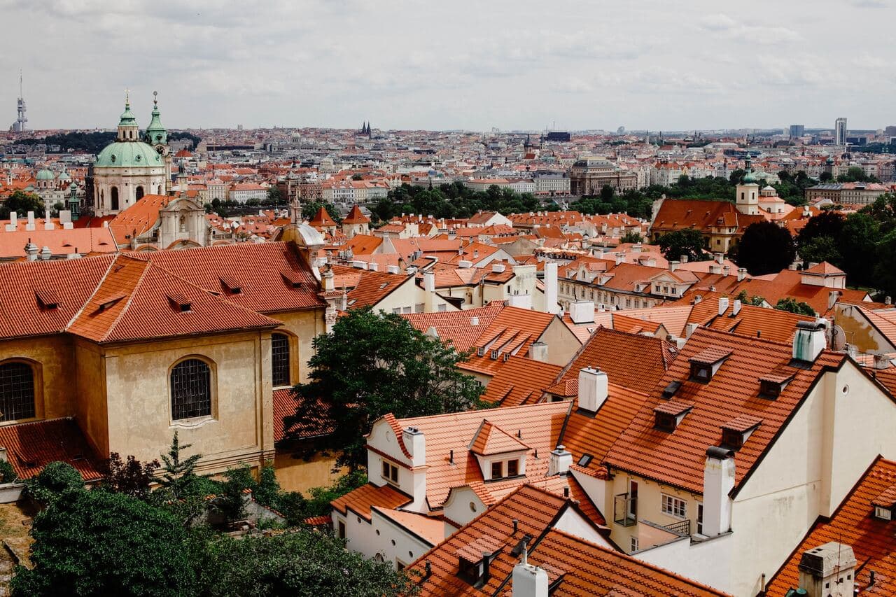 Deloitte: цены на квартиры в Чехии продолжают падать