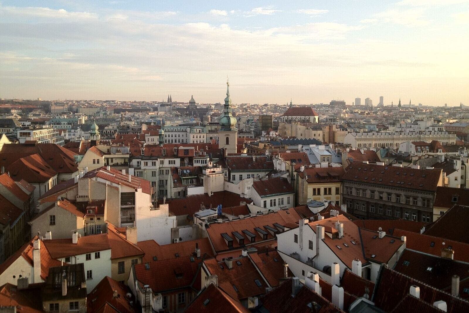 Анализ: Чехия — вторая наименее доступная страна в Европе для покупки собственного жилья