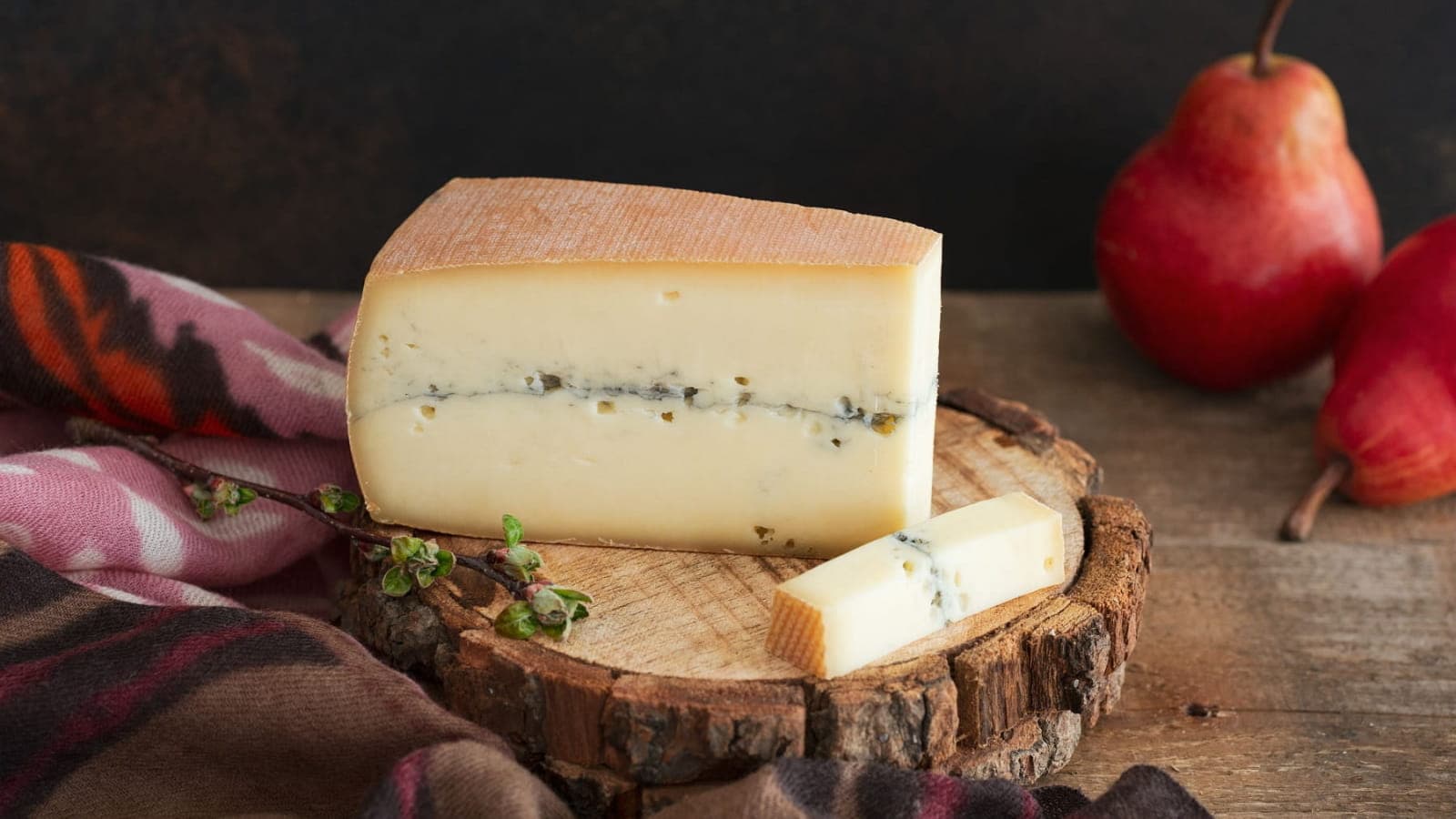 В Чехию попало 100 килограмм опасного для здоровья сыра