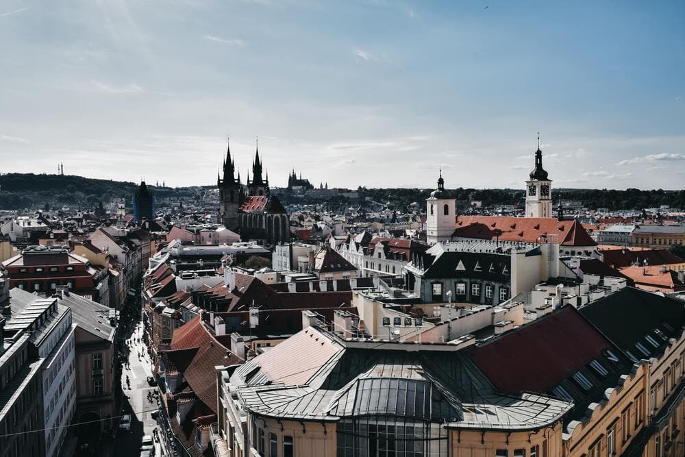 Прага заняла 5-е место в рейтинге лучших городов для работы из дома
